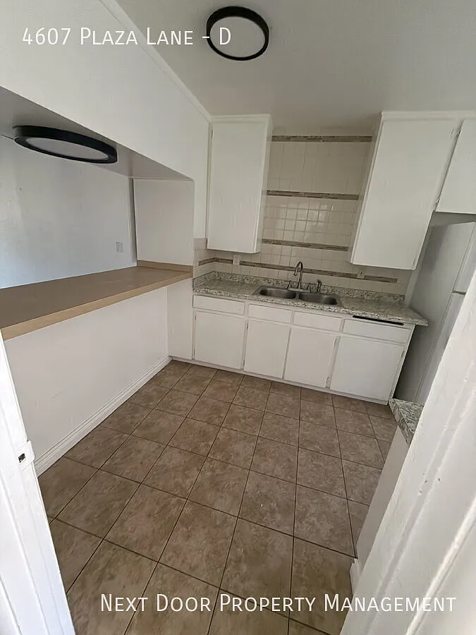 4607 Plaza Ln — Photo 3