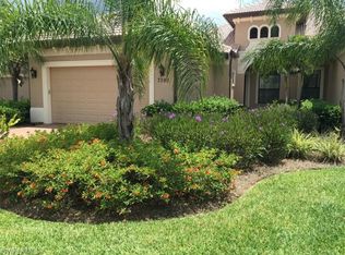 7390 Moorgate Point Way, Naples, FL 34113