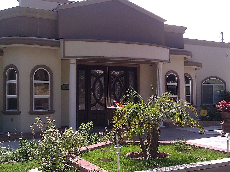 1st image of 321 S Sunset Canyon Dr
