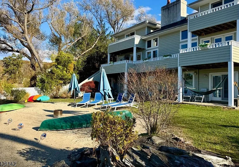 73 Forest Lake Dr — Photo 34