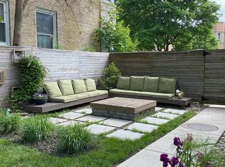 5808 N Saint Louis Ave #2, Chicago, IL 60659