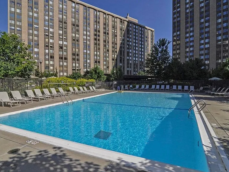 19 1st St S #B1805 — Photo 14