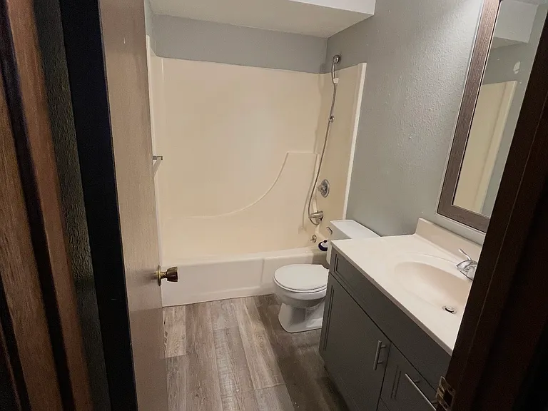 901 Evans St #6 — Photo 5
