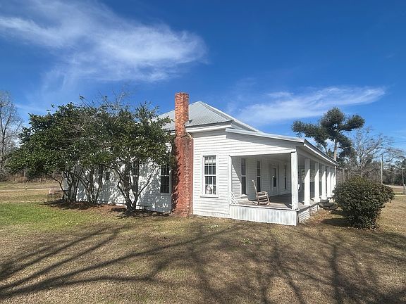 2nd image of 4717 State Line Rd