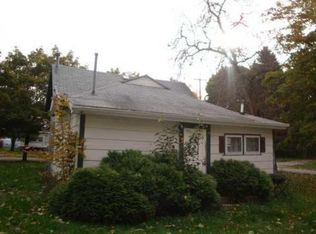 616 Oak St #OAK, Hudson, MI 49247