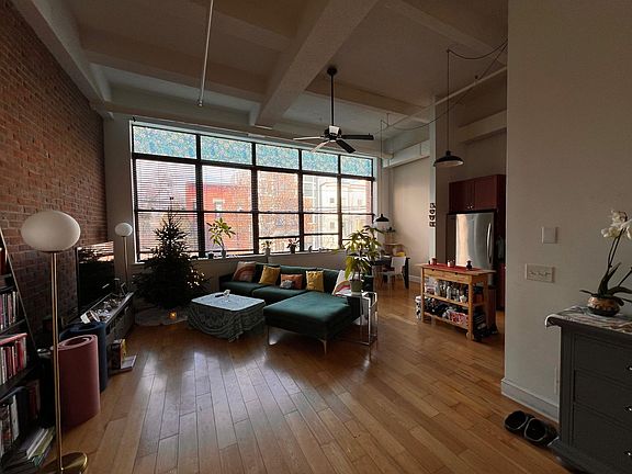 4th image of 300 Communipaw Ave APT 115