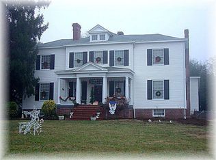 901 Northside Dr, Fredericksburg, VA 22405