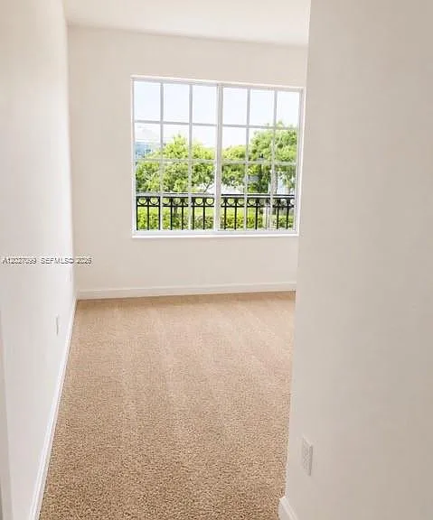 1370 NW 34th Way #1370 — Photo 7