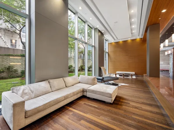 243 West 60th Street image 9 of 13