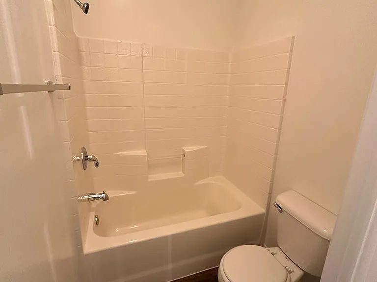 718 Orchid Dr — Photo 9