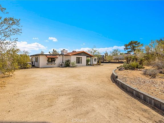 2nd image of 6685 Sunnyhill Rd