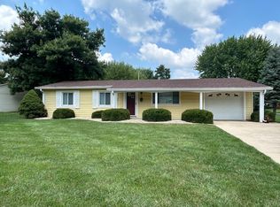 104 Southlane Dr, New Whiteland, IN