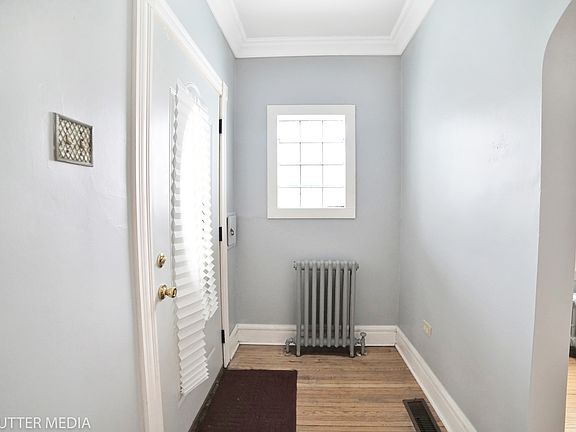4th image of 3119 S 52nd Ct