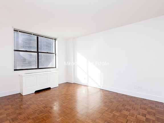3rd image of 330 E 39th St APT 35P