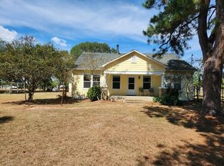 1764 Fm 949, Alleyton, TX 78935