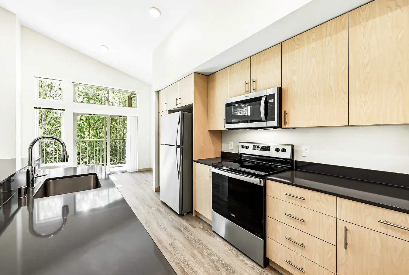 Centennial Park Apartments — Photo 1
