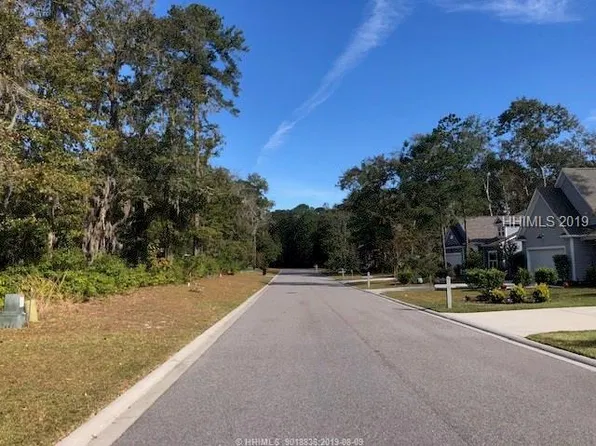 275 Club Gate Dr, Bluffton, SC 29910