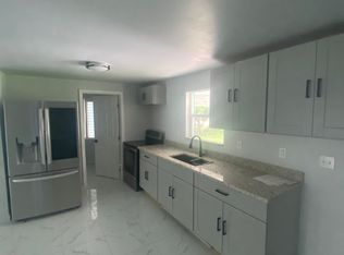 5720 21st St W, Bradenton, FL 34207