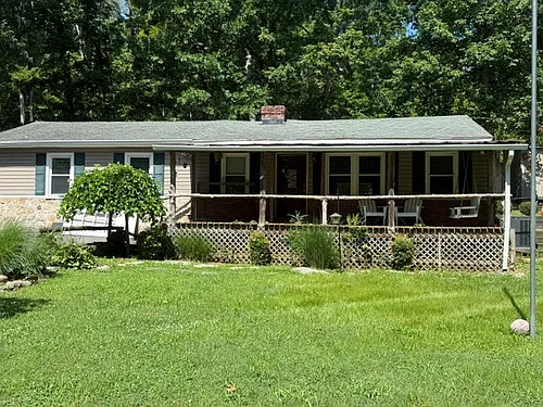 313 Davis Corner Rd Photo 1