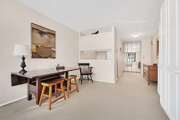 Sold by Engel & Völkers New York City | media 2