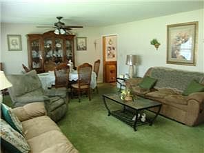 3rd image of 228 Margo St