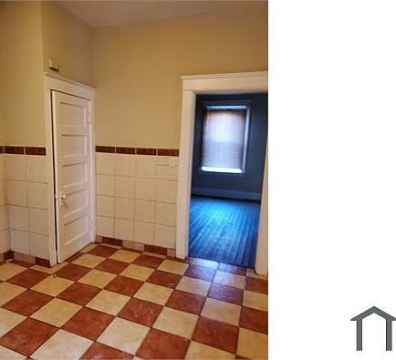 5th image of 2943 Jessamine St #2