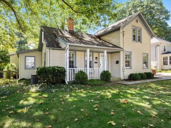 316 Locust St, Batavia, IL 60510