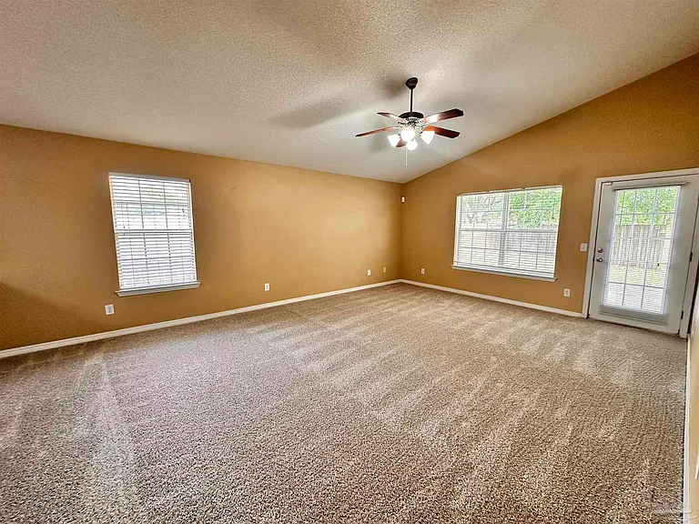 4856 Genevive Ct — Photo 7
