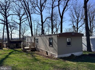62 Upper Loop Rd, Leesport, PA 19533
