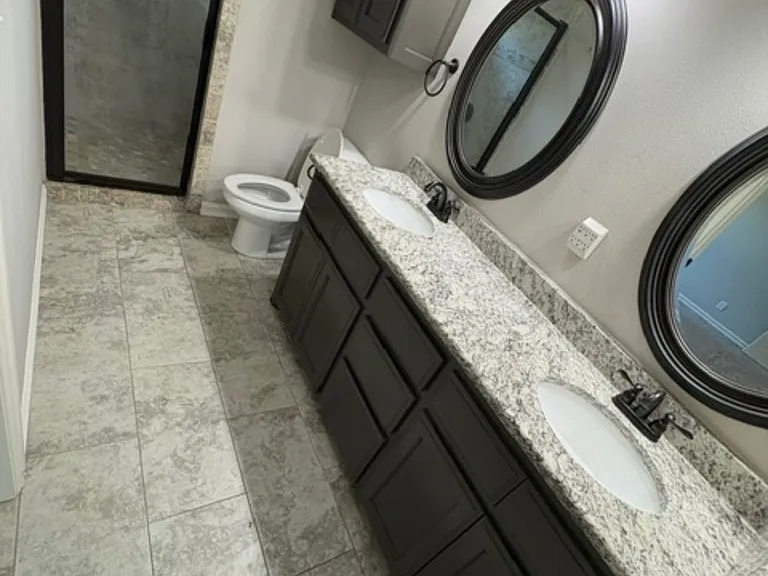 635 Meadows Cir — Photo 18