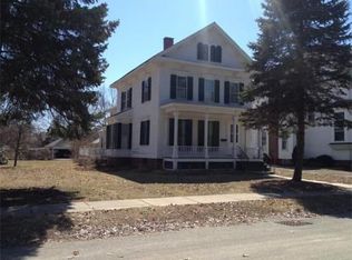 6 High St, Turners Falls, MA 01376