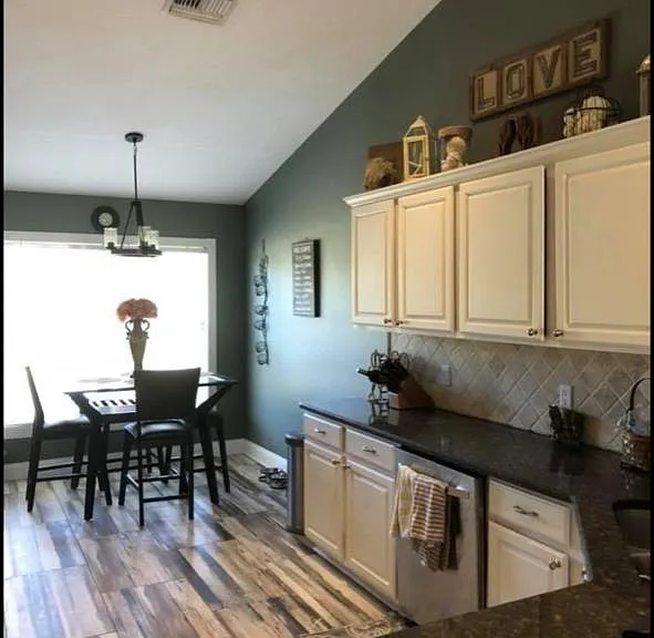 5713 Hawkgrove Pl — Photo 4