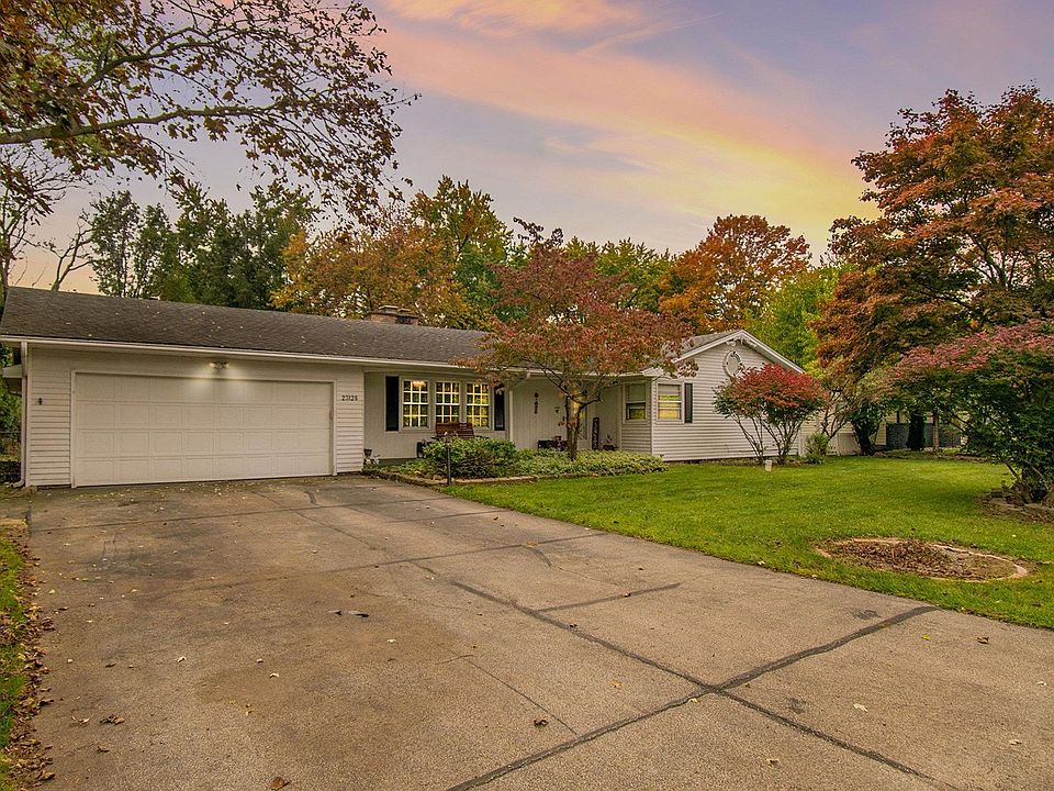 1st image of 23128 Sandalwood Dr