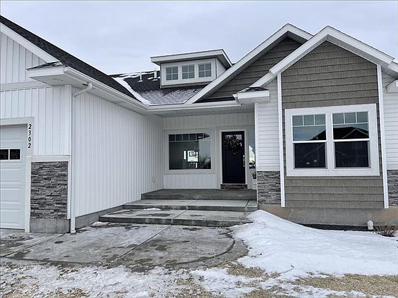 2nd image of 2302 E Cedar Point Ln