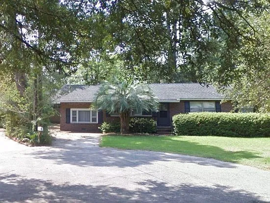 1 Murray Hill Dr — Photo 1