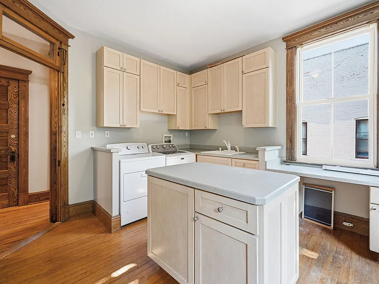 922 E Capitol St NE — Photo 25