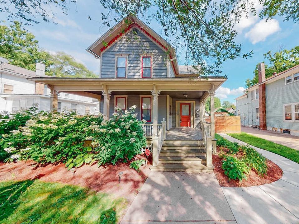 1st image of 208 S Lincoln Ave