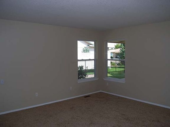 4th image of 8552 W Willowdale Dr