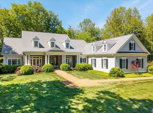 2946 Daventry Ln, Charlottesville, VA 22901
