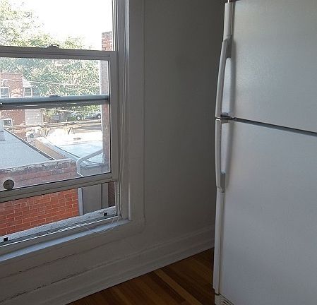 5th image of 903 E 14th Ave APT 6
