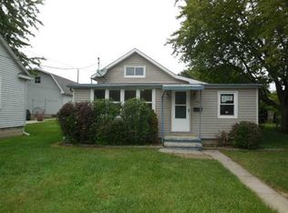 424 W Ottawa St, Oak Harbor, OH 43449