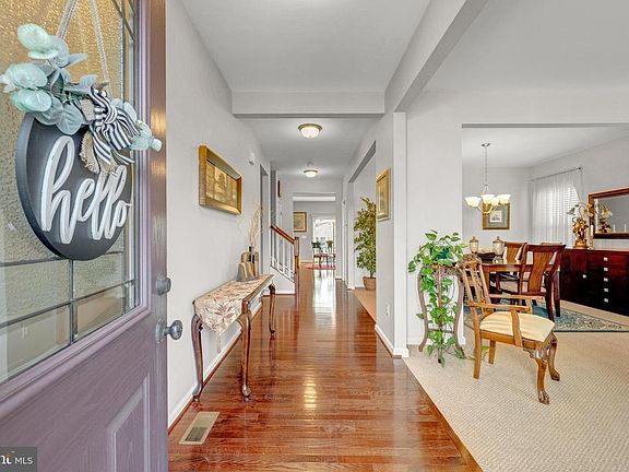 4th image of 7137 Shepherdstown Rd