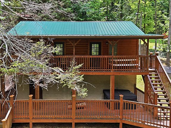 2nd image of 2230 Cove Creek Dr