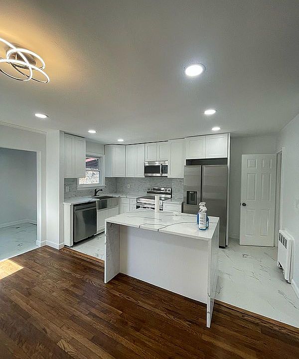 1st image of 4031 Grace Ave #W7