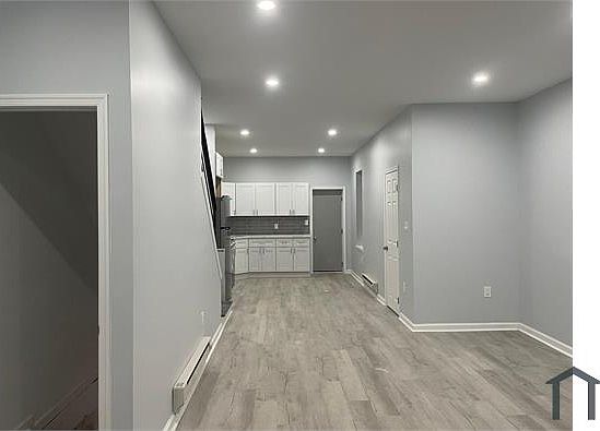 2nd image of 1748 N Wilton St