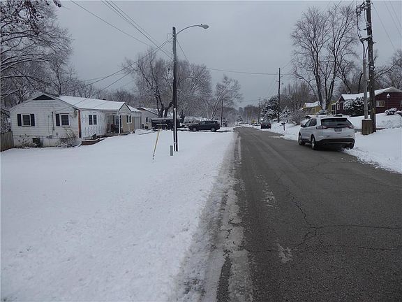 2nd image of 8046 Longwood Ave