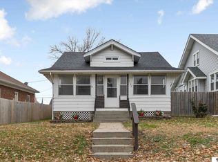 5122 S 37th St, Omaha, NE 68107