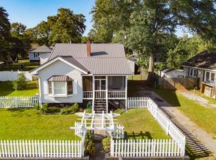 15 Crest St, Lyman, SC 29365