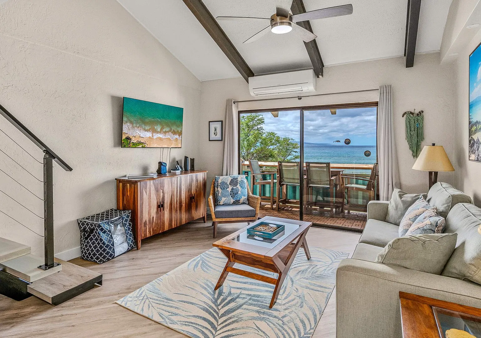 Shores of Maui 215 - Modern Reno, Ocean Views, Loft Lounge, King Bed, — Photo 1