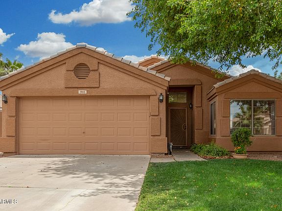 3rd image of 1905 E PALOMINO Drive